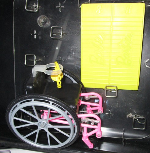 Barbie rollstuhl mit rampe - barbie,