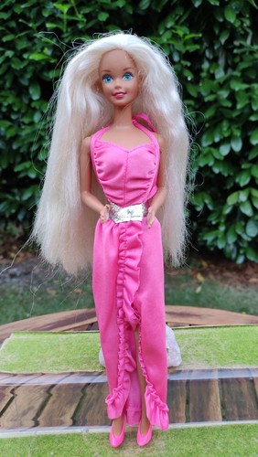 Vintage barbie twirly curls - barbie,