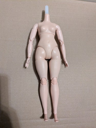 Barbie made move körper - made,