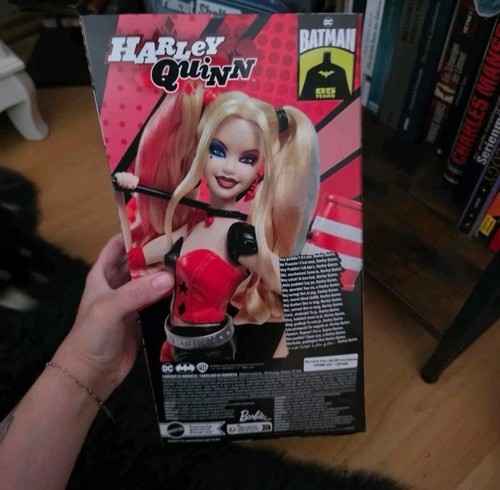 Barbie signature harley quinn - harley,