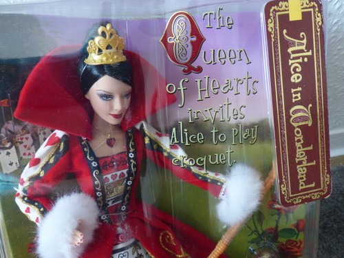 Barbie queen hearts alice - barbie,