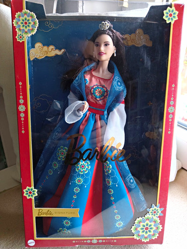 Mattel barbie signature lunar - mattel,