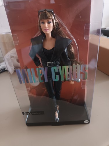 Barbie signature miley - signature, cyrus
